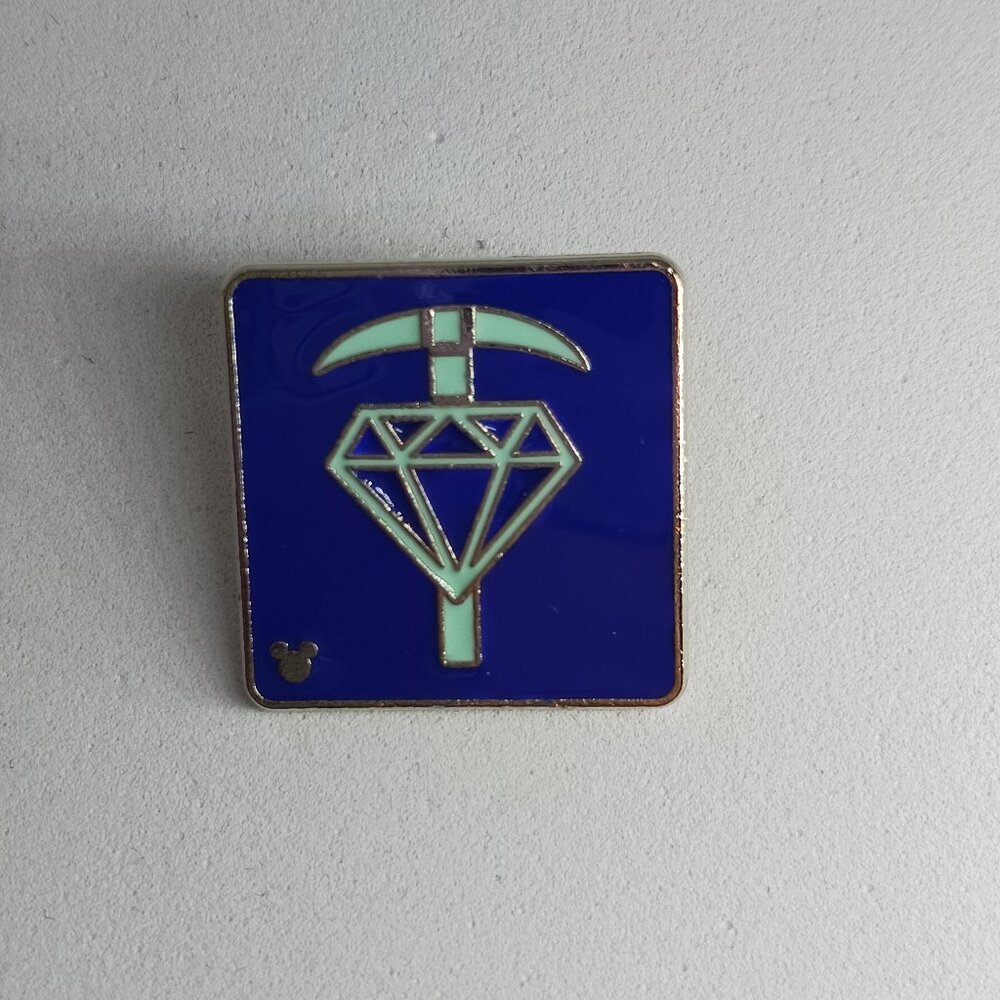 5/$20 Disney pin
